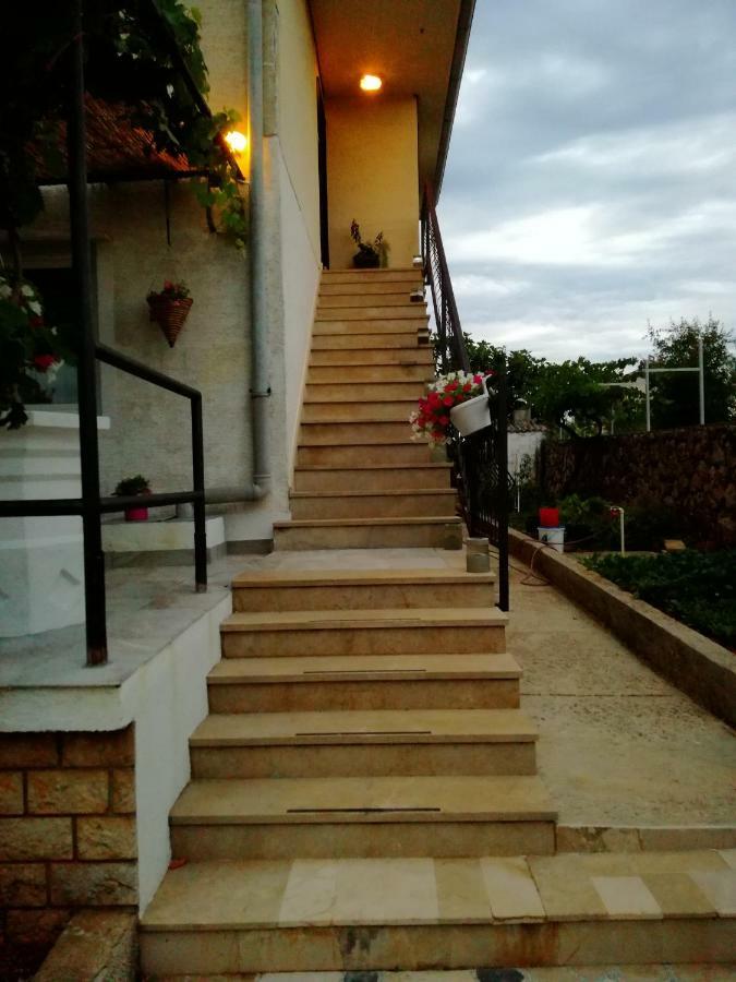 Апартаменты Sun House Brzac Экстерьер фото